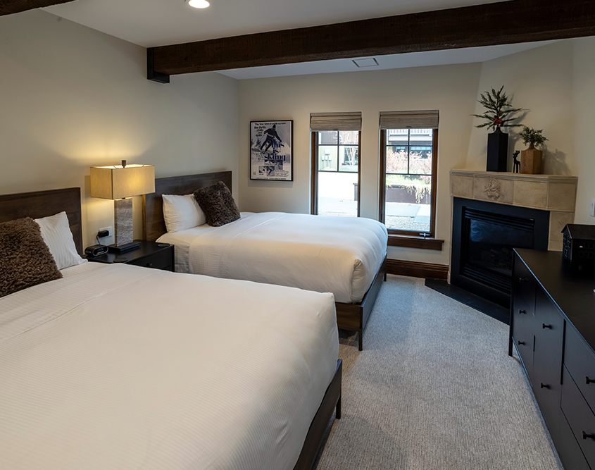 Chateaux Deer Valley - Double Queen Bed Chateaux Deer Valley - Double Queen Bed