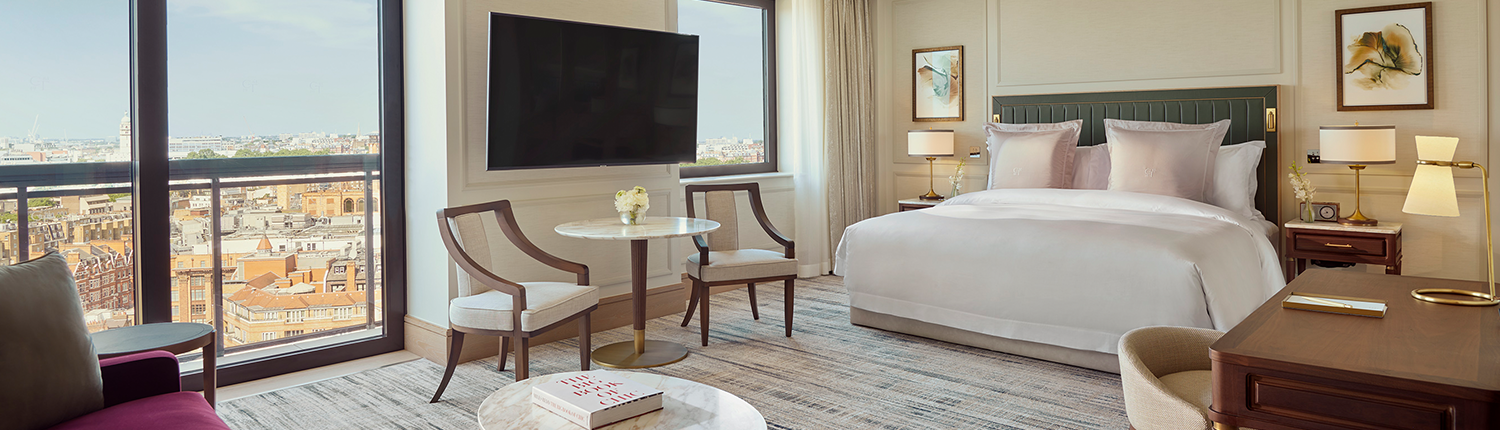 Jumeirah Carlton Tower - Junior Suite Room with City Views