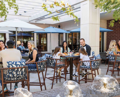 Little America Hotel - Coffee Shop Patio