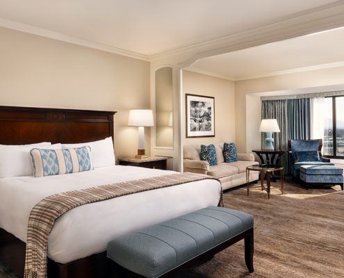Little America Hotel - Tower King
