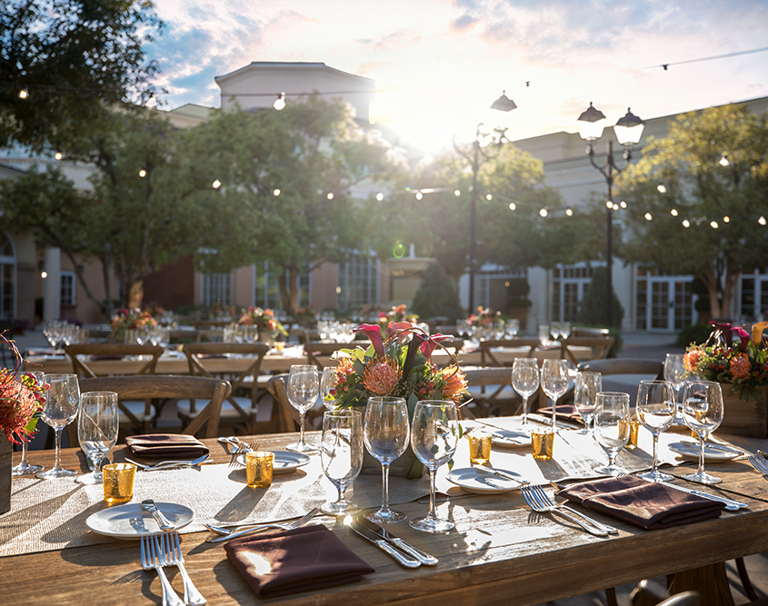Loews Portofino Bay Hotel at Universal Orlando - Citrus Piazza Table Set Up Loews Portofino Bay Hotel at Universal Orlando - Citrus Piazza Table Set Up