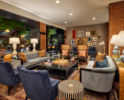 Omni Charlottesville Hotel - Lobby Lounge & Seating Area