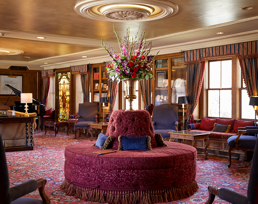 The American Club - Lounge The American Club - Lounge