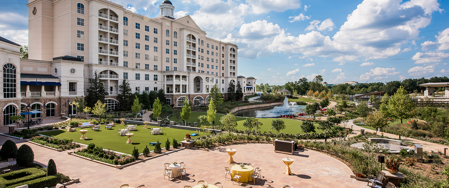 The Ballantyne, A Luxury Collection Hotel, Charlotte - Rose Garden & Event Lawn