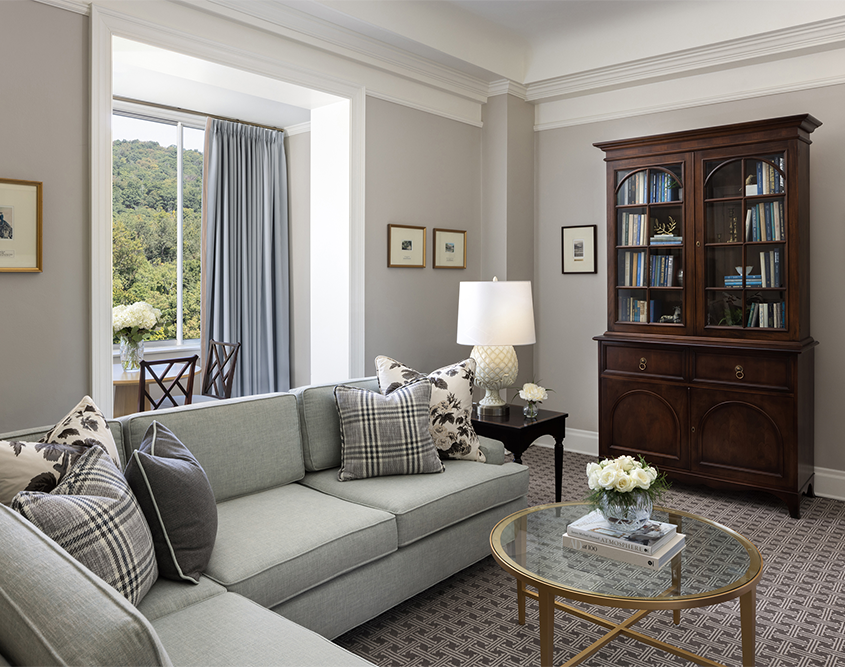 The Omni Homestead Resort - Living Room