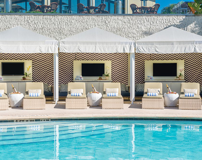 Naples Grande Beach Resort - Pool Cabanas