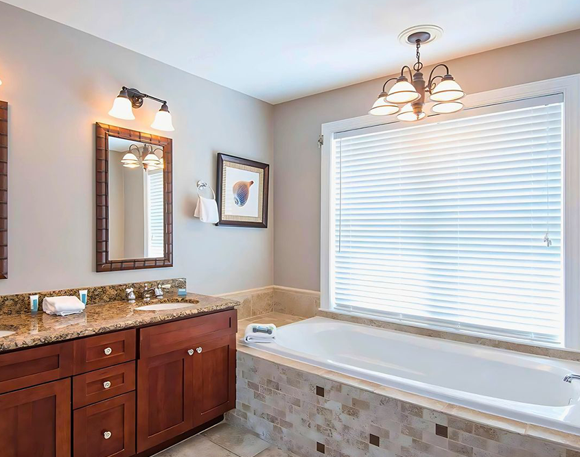 Hawks Cay Resort - Villa Bathroom