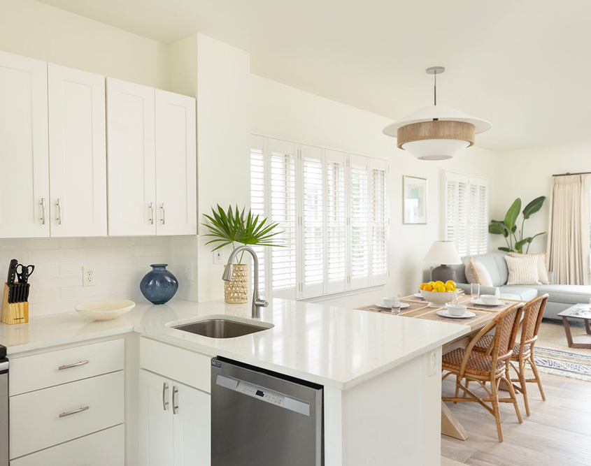 Hawks Cay Resort - Villa Kitchen Dining & Living Room