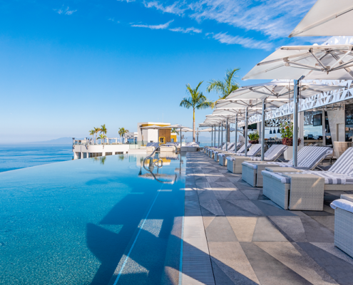 Hotel Mousai Puerto Vallarta - Rooftop Infinity Pool Chairs