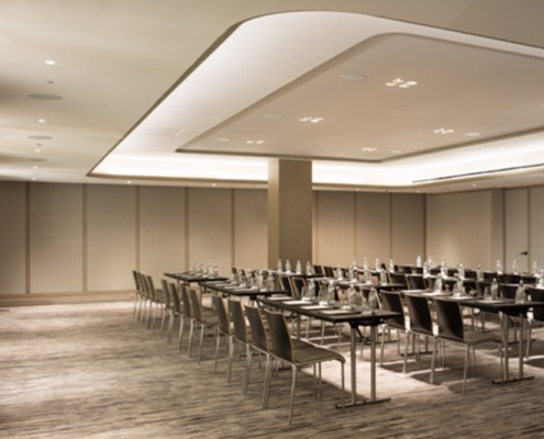The Knickerbocker - The Salon Classroom Style