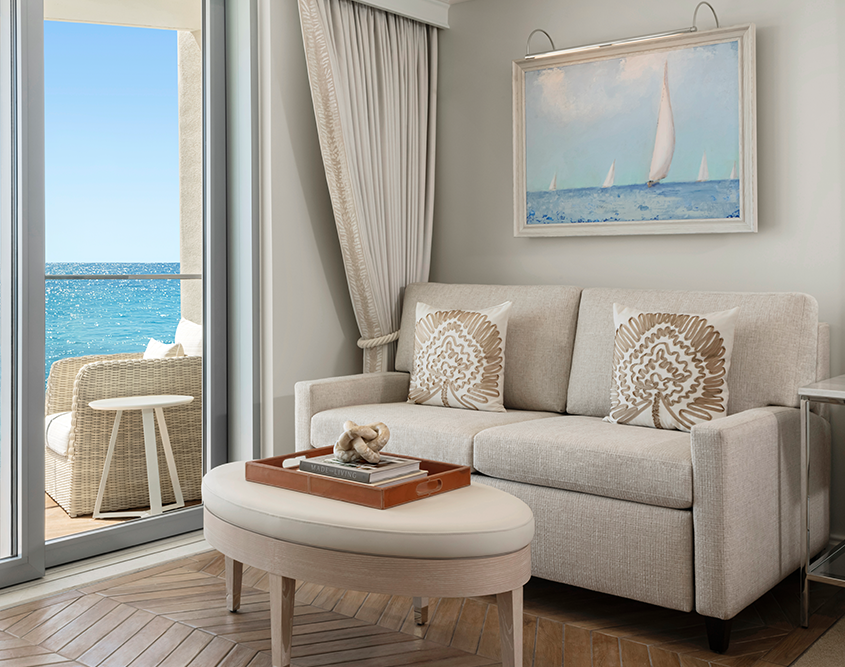 Surf & Sand Resort - Premium Oceanfront King Corner Studio Living Room Sofa & Balcony