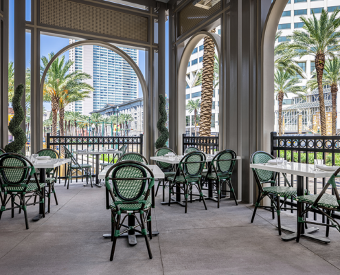 Caesars New Orleans - Outdoor Dining