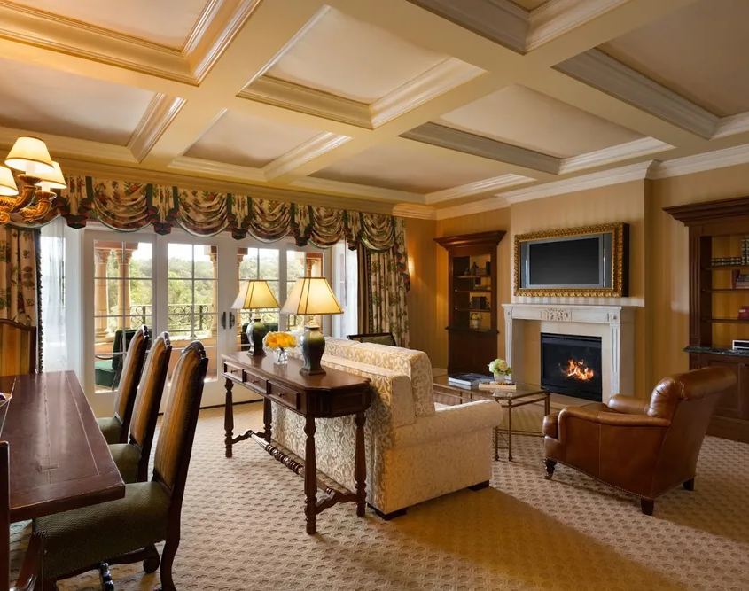 Fairmont Grand Del Mar - Paseo Suite Parlor Fairmont Grand Del Mar - Paseo Suite Parlor
