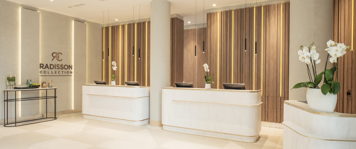 Radisson Collection Hotel Warsaw Front Desk
