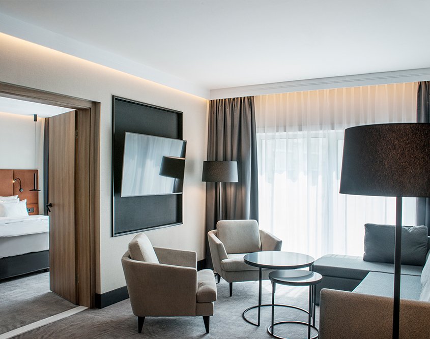 Radisson Collection Hotel Warsaw Deluxe Suite