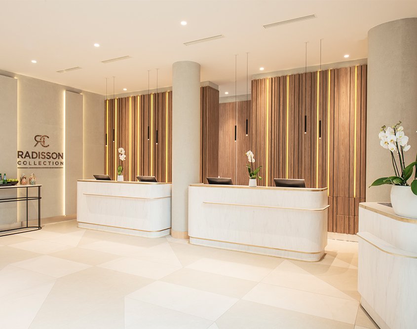 Radisson Collection Hotel Warsaw Front Desk