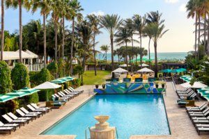 Kimpton Surfcomber Hotel Miami Beach