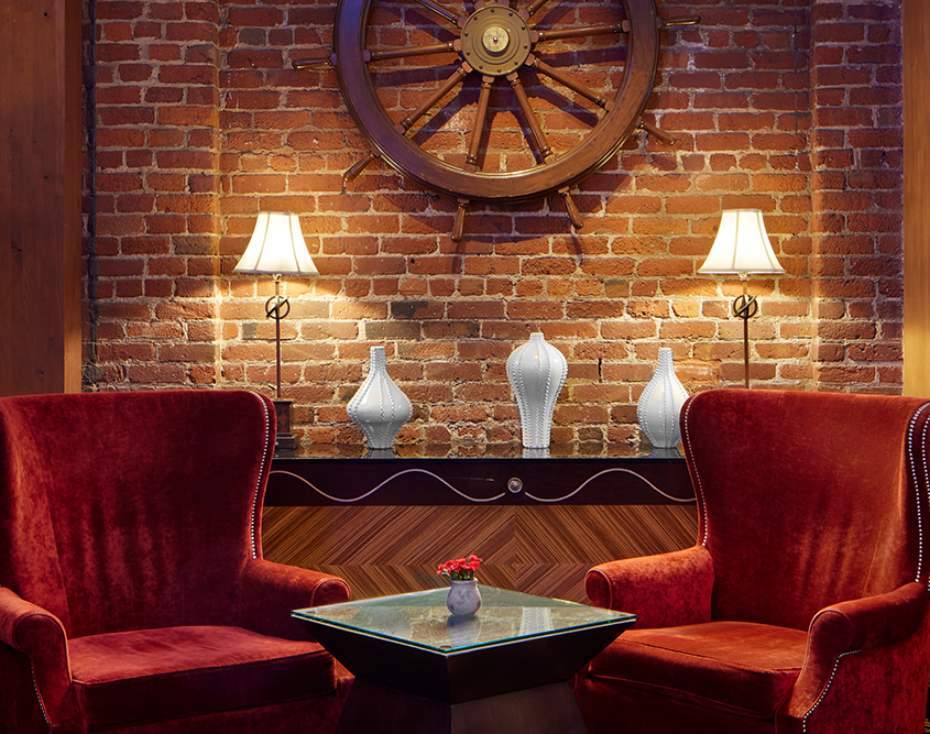 Argonaut Hotel - Restaurant & Lounge