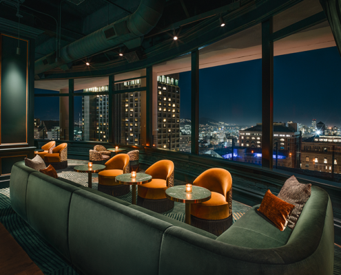 Beacon Grand, A Union Square Hotel - Starlite Bar & Lounge Seating with Views of the City