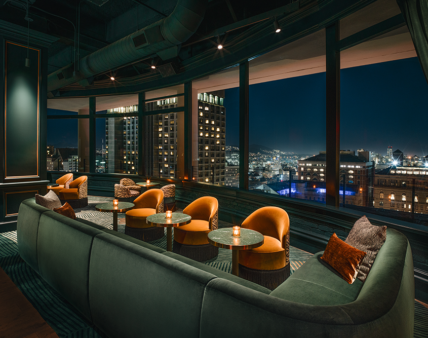 Beacon Grand, A Union Square Hotel - Starlite Bar & Lounge Seating with Views of the City