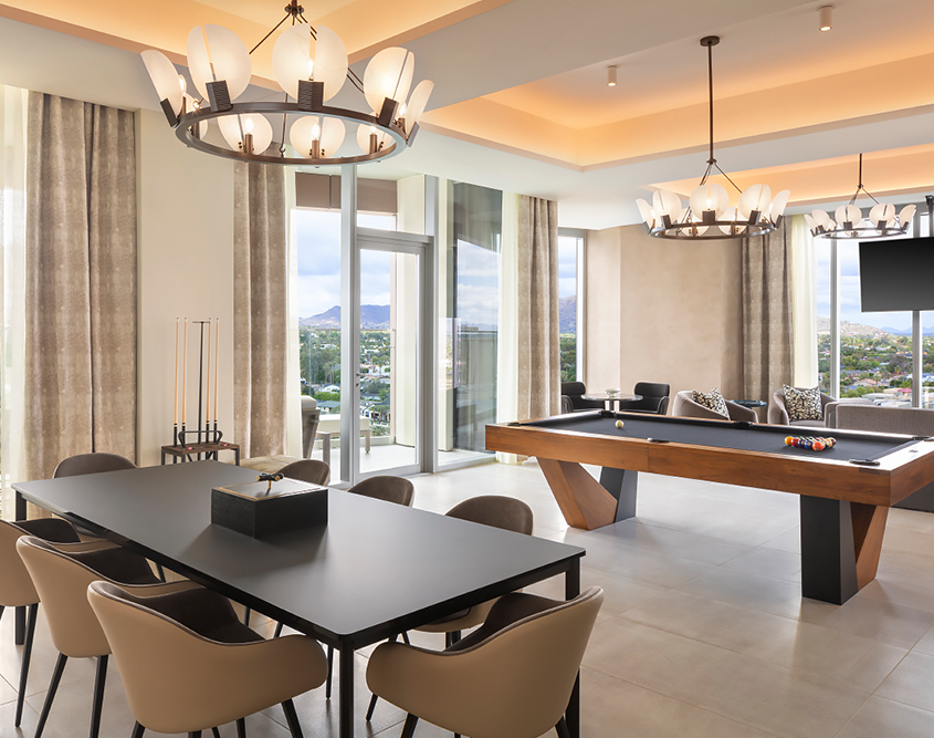 Caesars Republic Scottsdale - Suite with Dining & Billiards Table