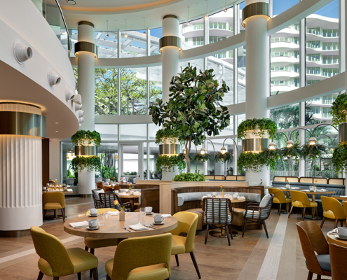 Pier Sixty-Six - Garni Restaurant & Lounge
