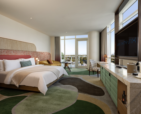Pier Sixty-Six - Junior Suite Bedroom