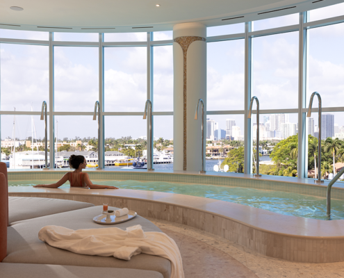 Pier Sixty-Six - Spa Vitality Pool