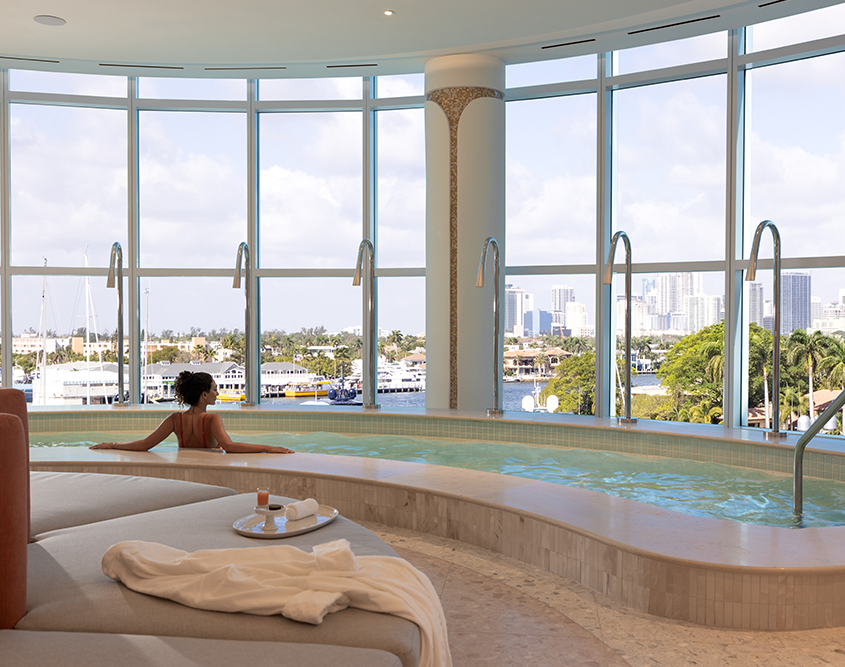 Pier Sixty-Six - Spa Vitality Pool