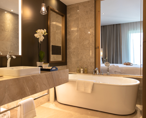Jumeirah Muscat Bay - Panoramic Suite Bathroom