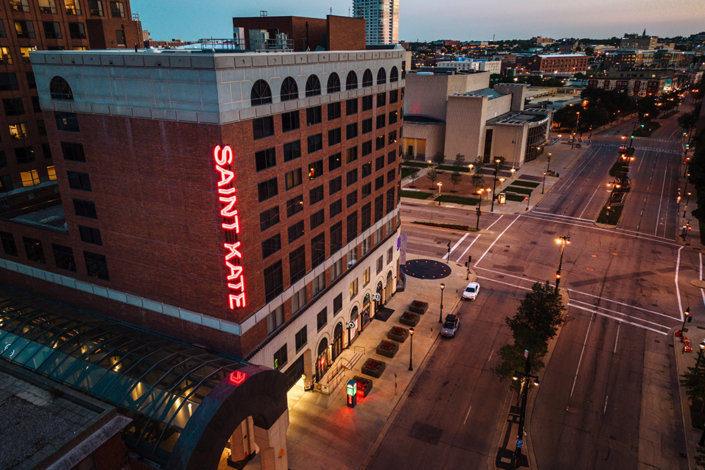 Saint Kate, The Arts Hotel - Aerial view of Exterior