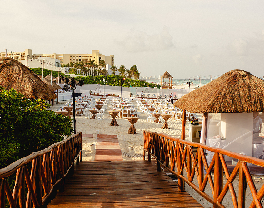 Kempinski Hotel Cancun - Beach Club Bar