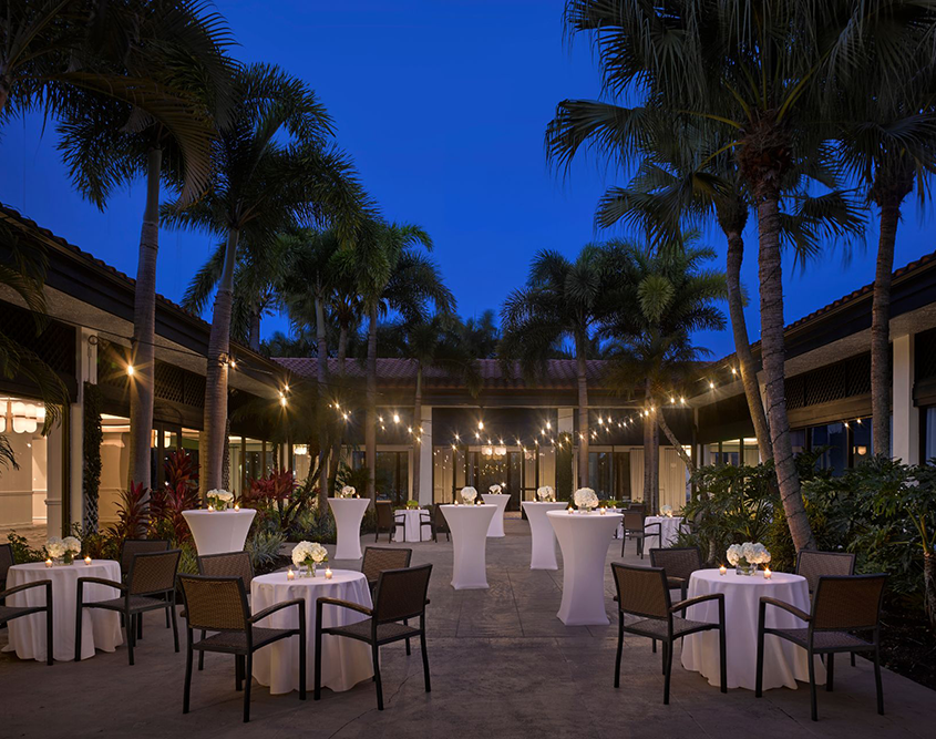 PGA National Resort - Outdoor Courtyard & Meeting Space PGA National Resort - Outdoor Courtyard & Meeting Space