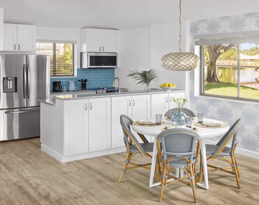 PGA National Resort & Spa - Kitchen & Dining Room
