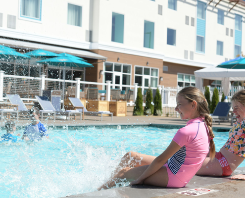 Compass Hotel Medford - Splashing at the Pool