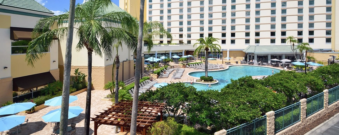 Rosen Hotels Pool View