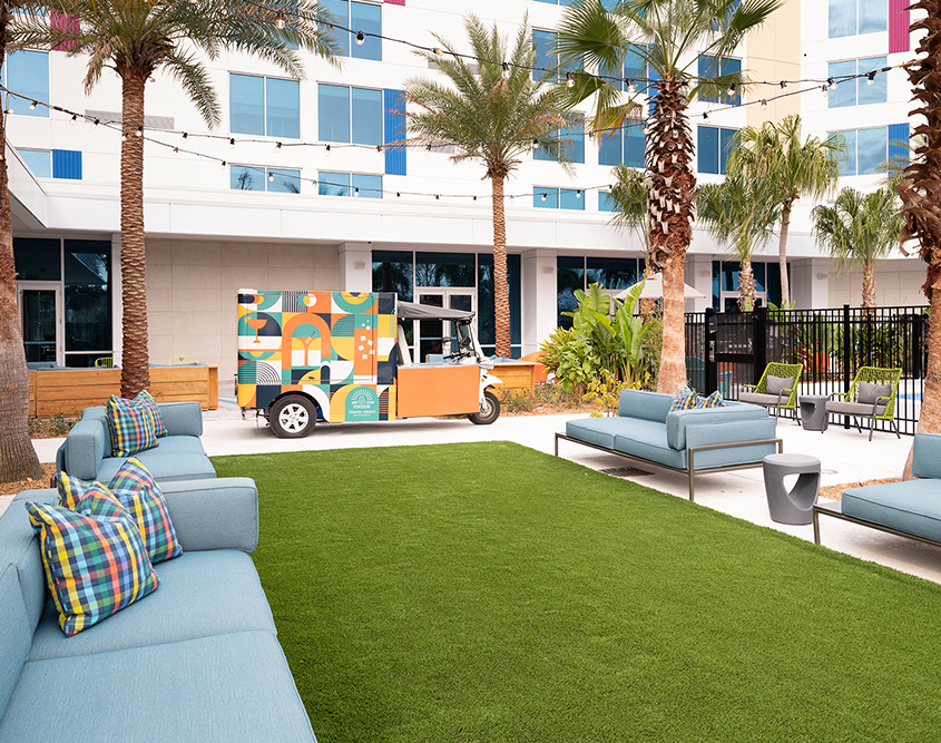 Aloft Lake Nona - Backyard