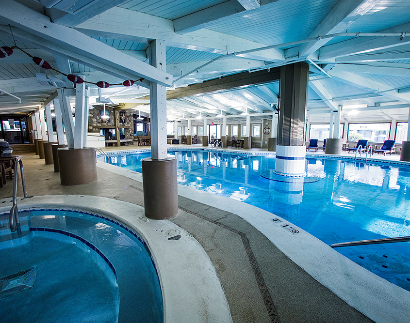 Lake Lawn Resort - Indoor Pool