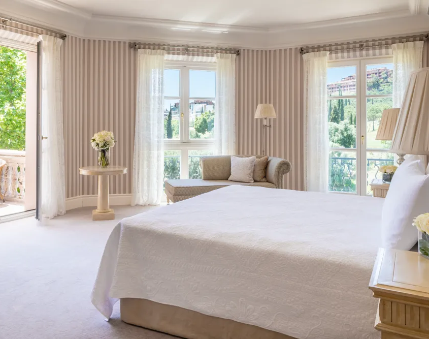 Anantara Villa Padierna Palace Benahavís Marbella Resort - Bedroom with Balcony View
