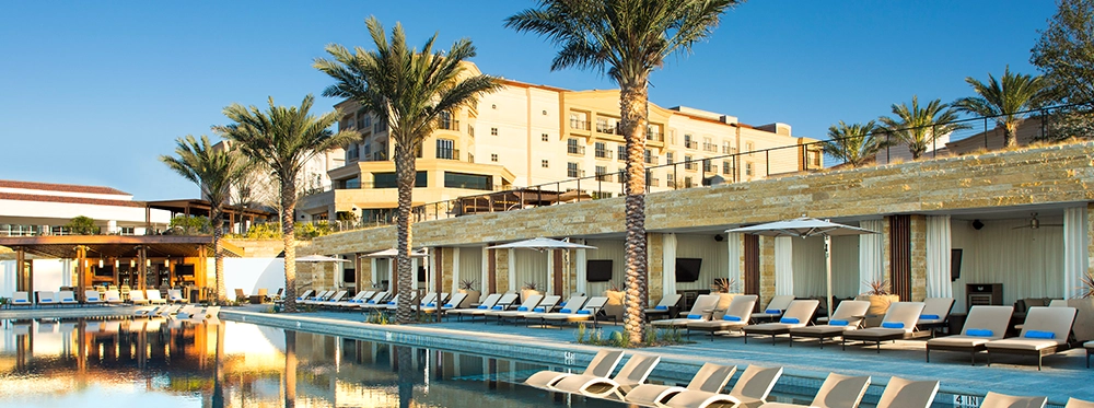 Sevens Private Pool exterior