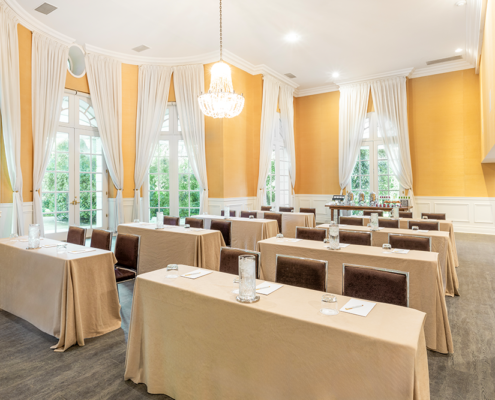 Parker Palm Springs - Mafiya Suite Meeting Space