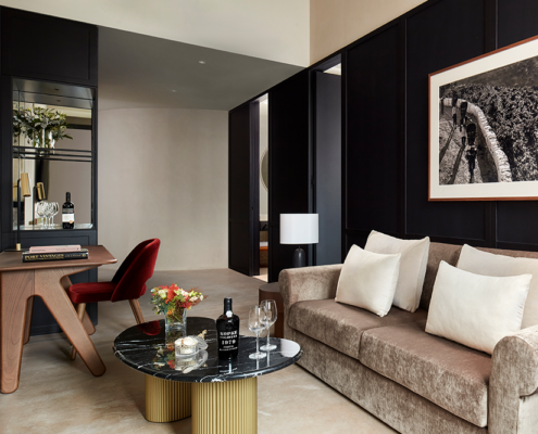 Tivoli Kopke Porto Gaia Hotel - Family Suite Living Room