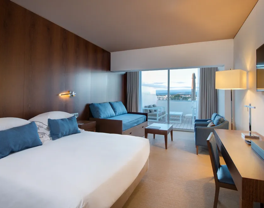 Tivoli Marina Vilamoura Algarve Resort - Bedroom Terrace View
