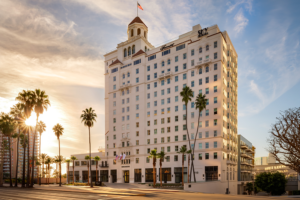 Fairmont Breakers Long Beach - Exterior of Property During Day