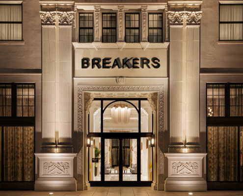 Fairmont Breakers Long Beach - Front Entrance Exterior at Night