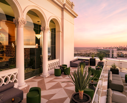 Fairmont Breakers Long Beach - Halo Rooftop