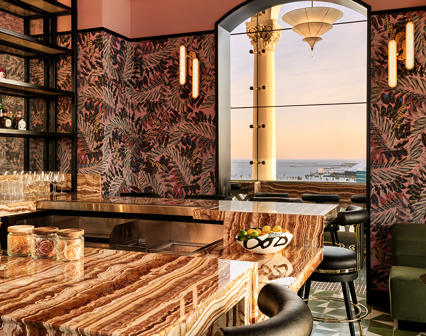 Fairmont Breakers Long Beach - Halo Rooftop Bar Interior
