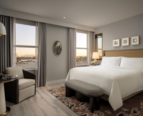 Fairmont Breakers Long Beach - King Bedroom City View