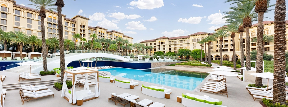 Green Valley Resort and Spa pool view
