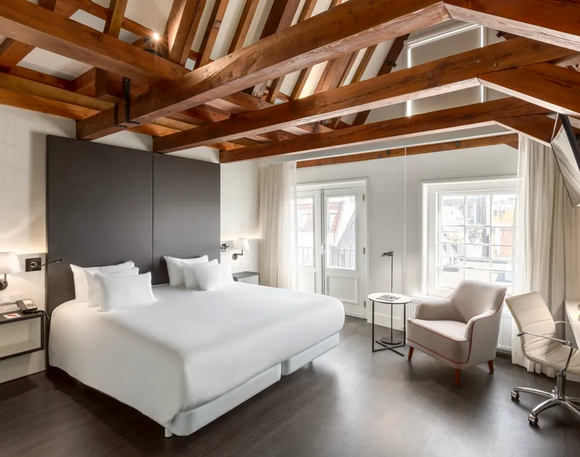 NH Collection Amsterdam Barbizon Palace - Guestroom